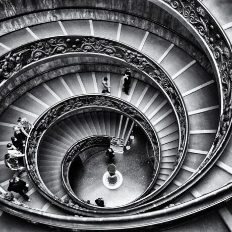 stairway, spiral, monochrome-1136071.jpg